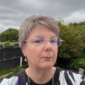 Meet your Posher, Louise